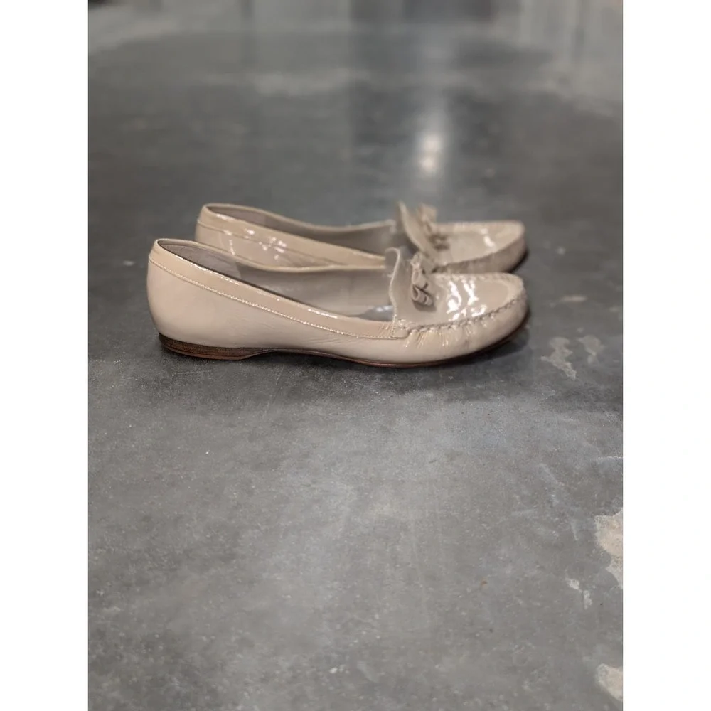 Quiet Luxury Patent Leather Loafers Bow Moc Toe Nude Naturalizer 9W
